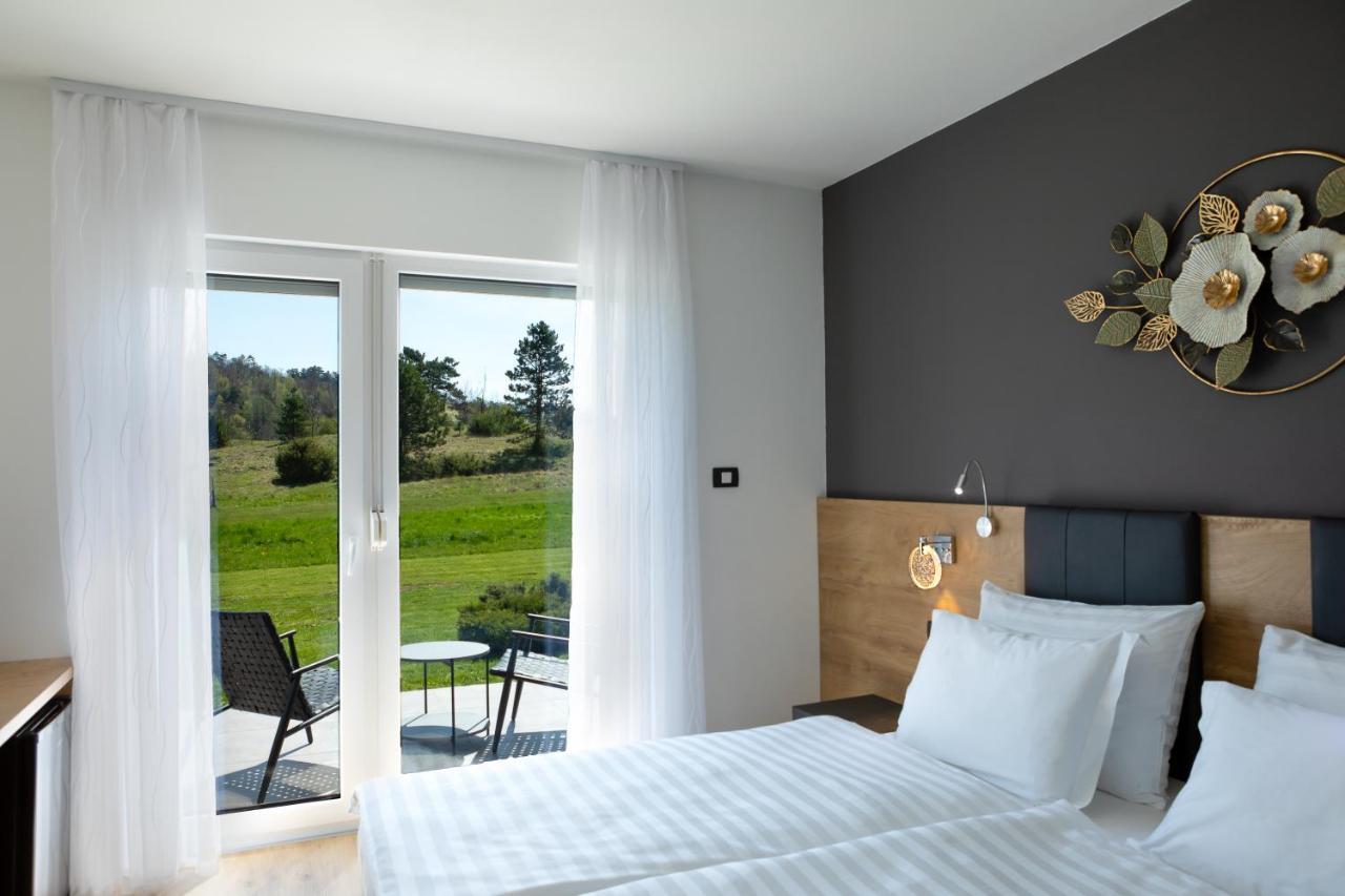 Rooms Gril Postojna Eksteriør billede