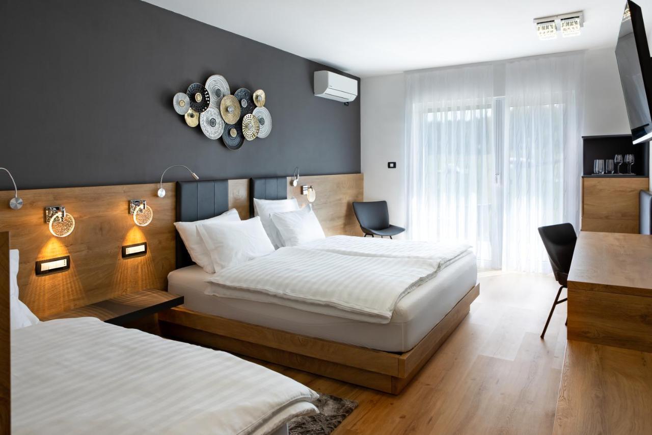 Rooms Gril Postojna Eksteriør billede